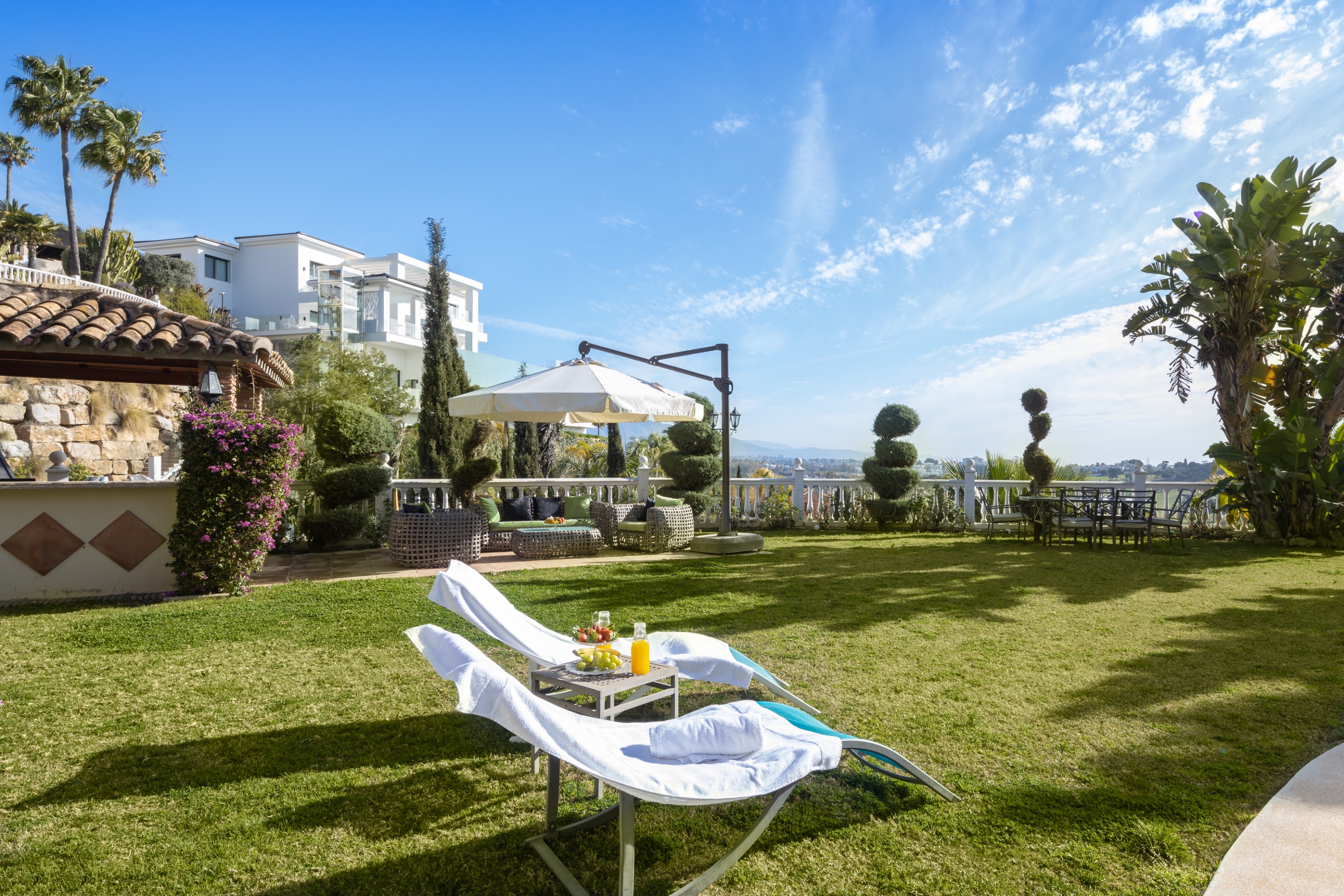 El Paraiso, Estepona